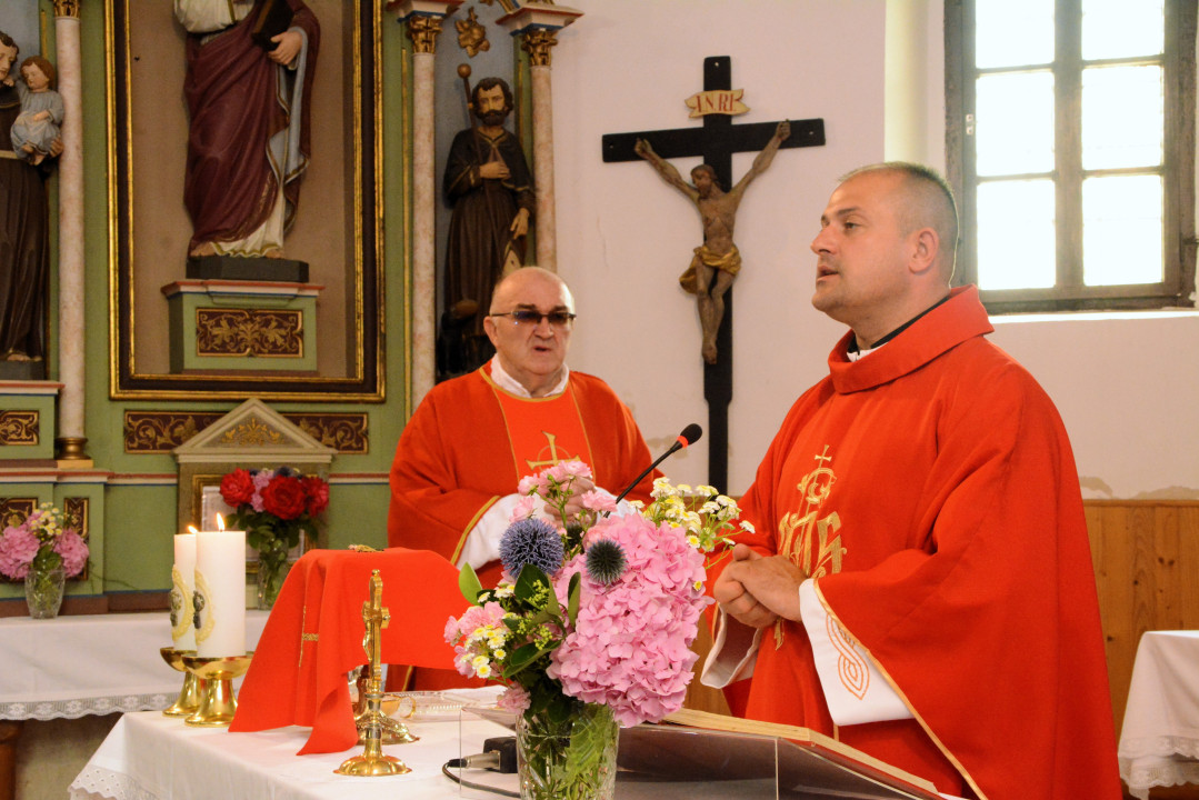 ODRŽANO TRADICIONALNO GODIŠNJE PROŠTENJE U DUBOVCU